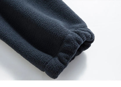 Winter  Windproof Design

With its windproof design, this jacket offers protection against chilly winds, keeping you warm and comfortable.



Loose Fit

The loose fit design of this jacket allows for freedom of movement, maki